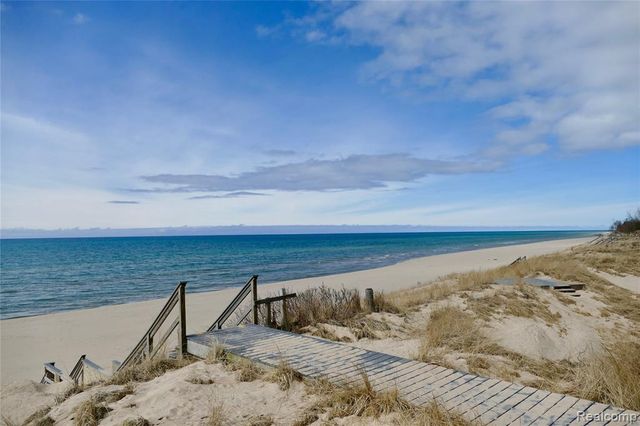9058 W Chippewa Trail, Shelby, MI 49455