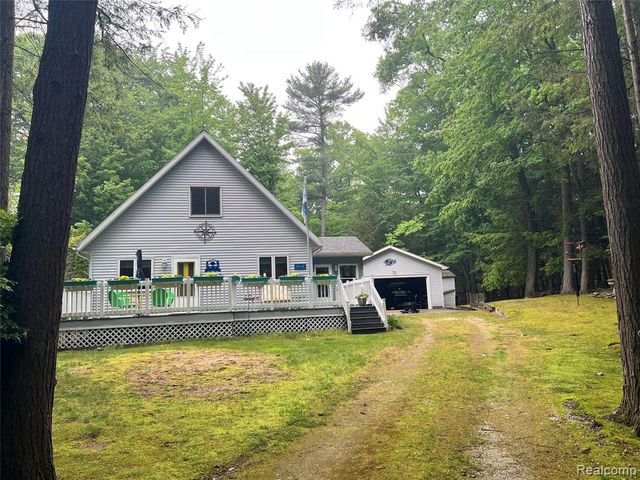 9058 W Chippewa Trail, Shelby, MI 49455