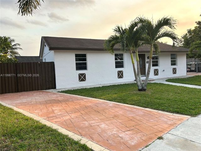 1666 SW 3rd Ct, Homestead, FL 33030
