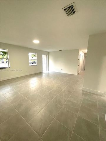 1666 SW 3rd Ct, Homestead, FL 33030