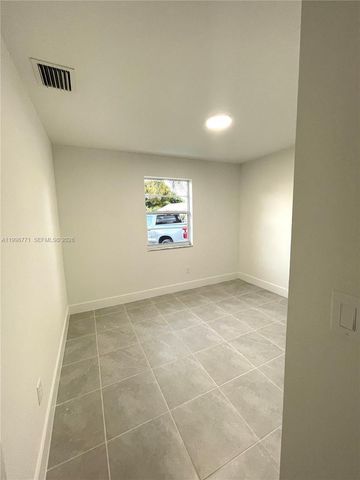 1666 SW 3rd Ct, Homestead, FL 33030