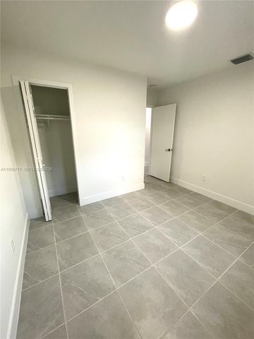 1666 SW 3rd Ct, Homestead, FL 33030