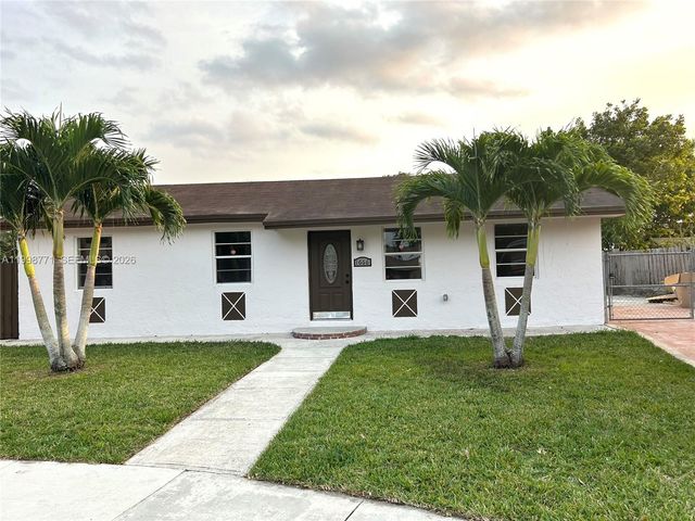 1666 SW 3rd Ct, Homestead, FL 33030