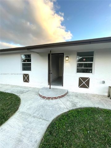 1666 SW 3rd Ct, Homestead, FL 33030