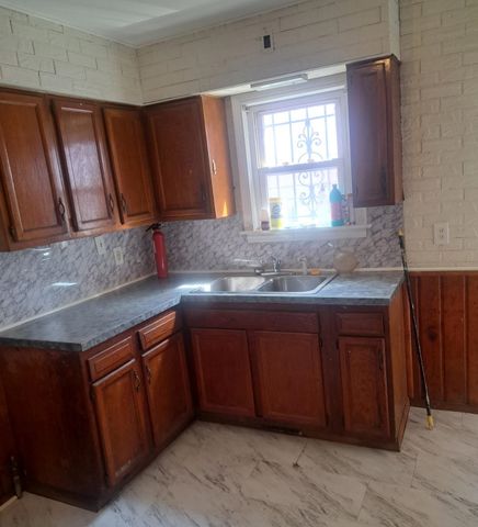 218 W Pulaski Street, Flint, MI 48505