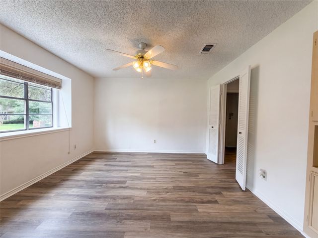 5719 Stage Line Drive, Arlington, TX 76017