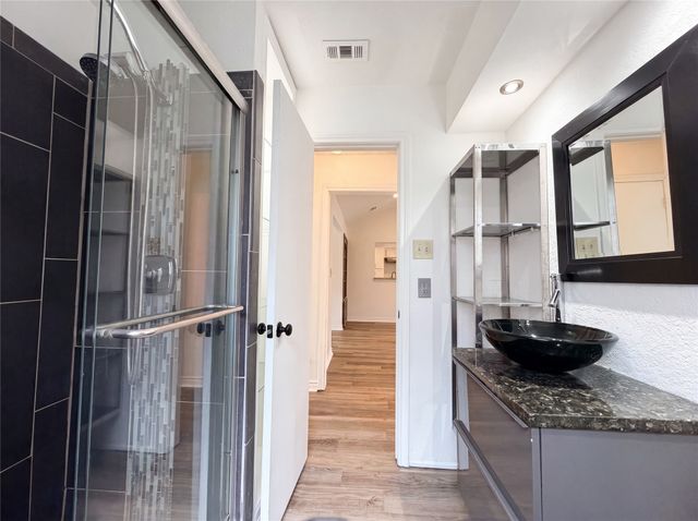 5719 Stage Line Drive, Arlington, TX 76017