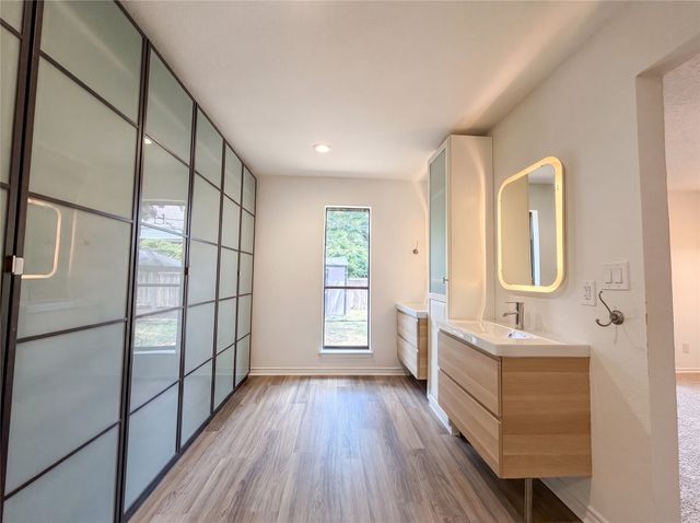 5719 Stage Line Drive, Arlington, TX 76017