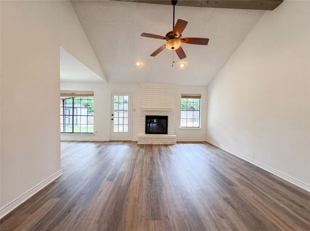 5719 Stage Line Drive, Arlington, TX 76017