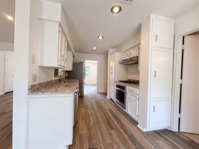 5719 Stage Line Drive, Arlington, TX 76017