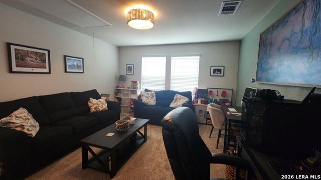1275 Yellow Warbler Run, San Antonio, TX 78253