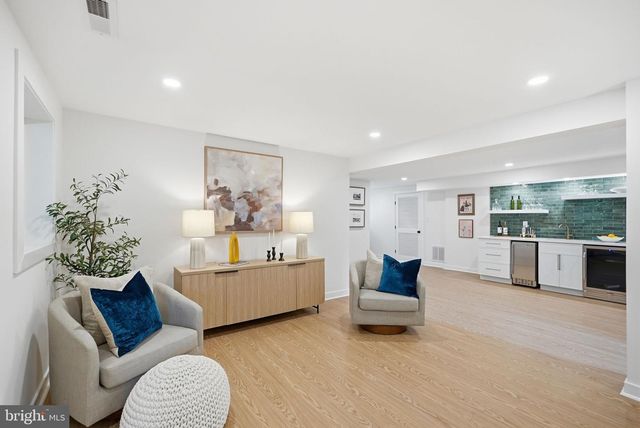 2713 NAVARRE DR, Chevy Chase, MD 20815