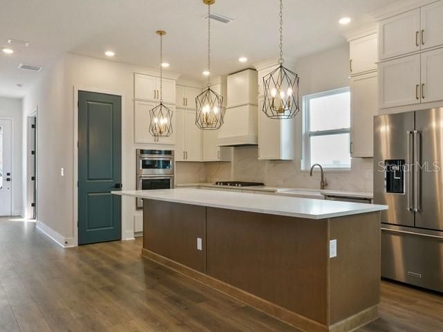 1104 W OHIO AVENUE, Tampa, FL 33603