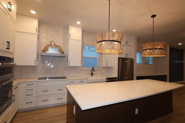 1104 W OHIO AVENUE, Tampa, FL 33603