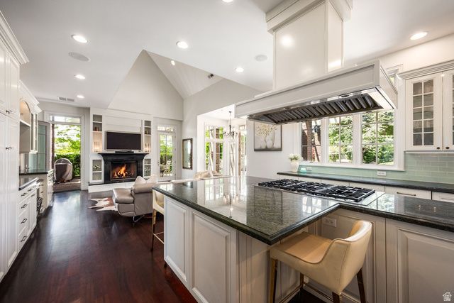 1489 E MILLCREEK WAY, Salt Lake City, UT 84106