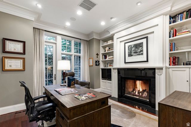 1489 E MILLCREEK WAY, Salt Lake City, UT 84106