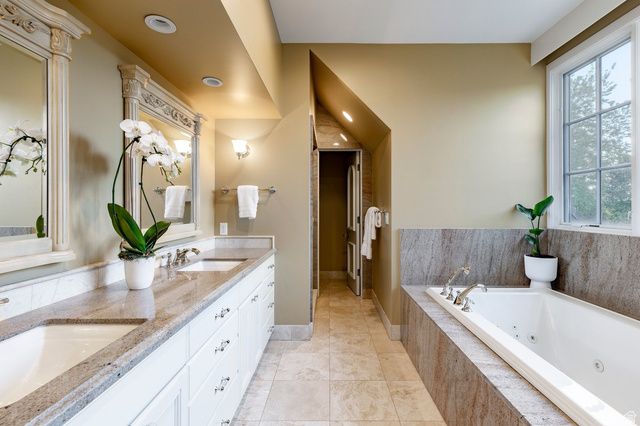 1489 E MILLCREEK WAY, Salt Lake City, UT 84106
