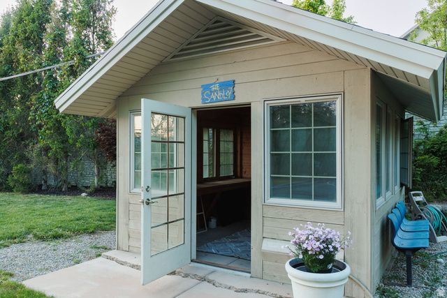 1489 E MILLCREEK WAY, Salt Lake City, UT 84106