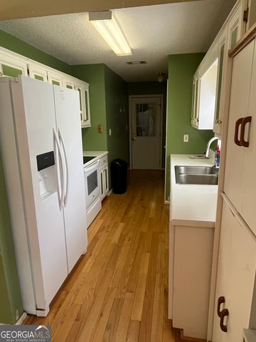 113 Hoyt Road, Milner, GA 30257