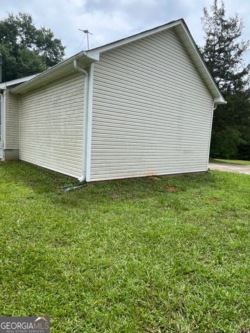 113 Hoyt Road, Milner, GA 30257