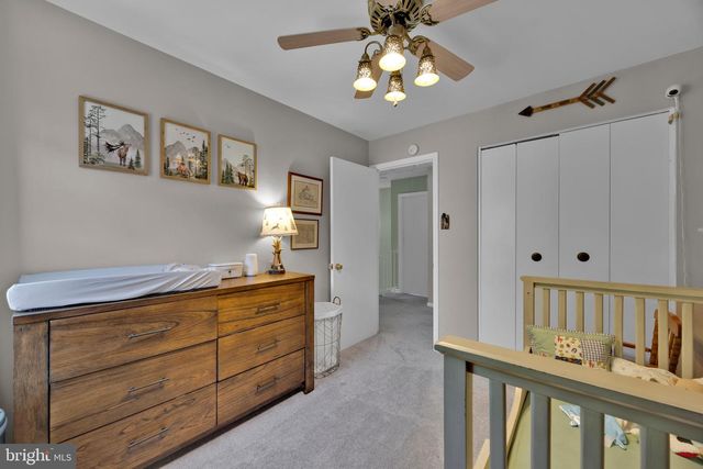 2465 WINDBREAK DR, Alexandria, VA 22306
