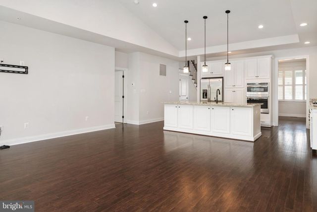 8631 SAINT ANTHONY DR, Severn, MD 21144