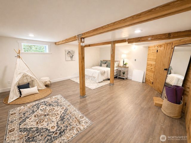 5304 NE 193rd Street, Lake Forest Park, WA 98155