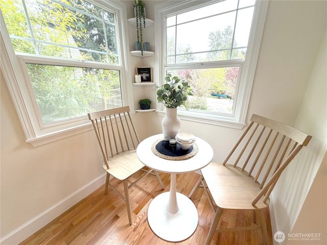 5304 NE 193rd Street, Lake Forest Park, WA 98155