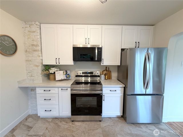 5304 NE 193rd Street, Lake Forest Park, WA 98155