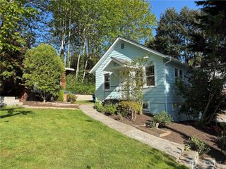 5304 NE 193rd Street, Lake Forest Park, WA 98155