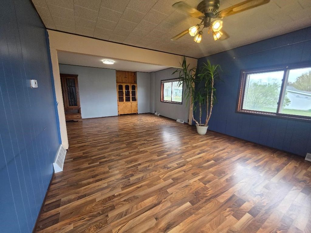 Image 9 of property listing at 1120 Foster Street, Cumberland, WI 54829