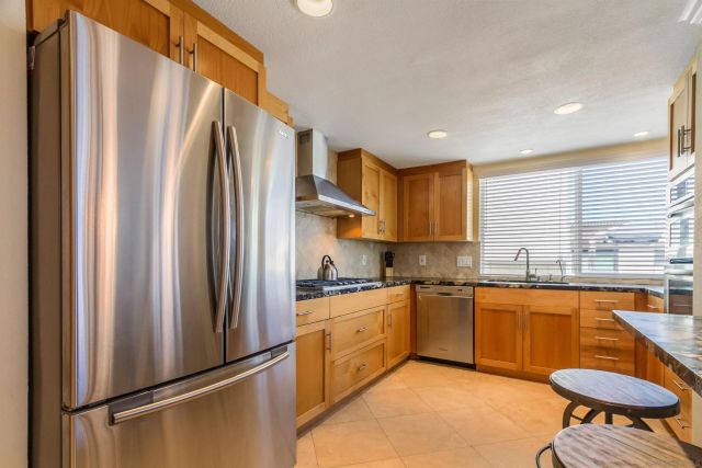 728 Jamaica Ct, San Diego, CA 92109