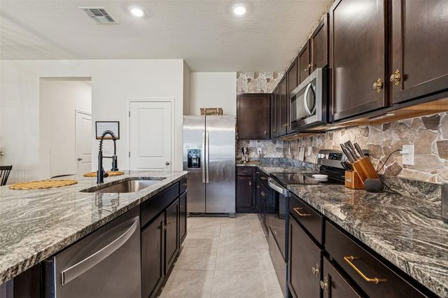 11032 CRESCENT DEER DRIVE, Land O Lakes, FL 34638