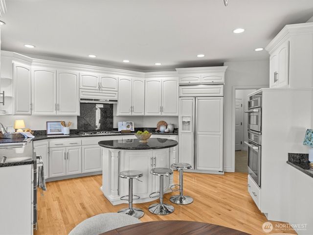 8457 Smugglers Cove Lane, Mukilteo, WA 98275