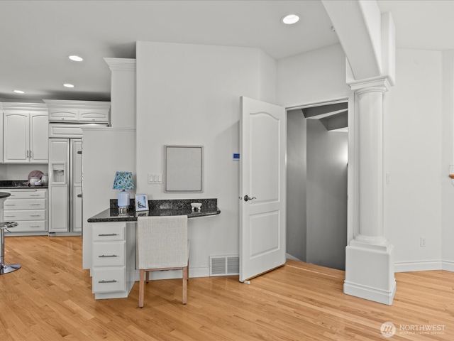 8457 Smugglers Cove Lane, Mukilteo, WA 98275