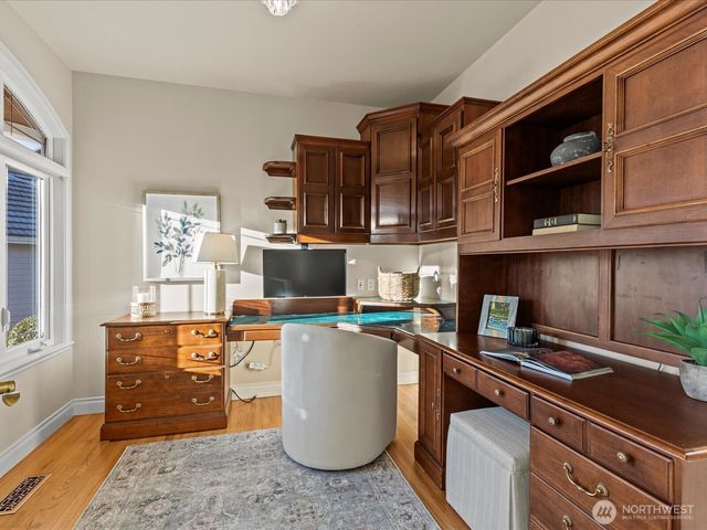 8457 Smugglers Cove Lane, Mukilteo, WA 98275