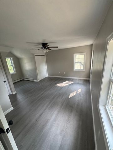 8 Garden St, Auburn, MA 01501