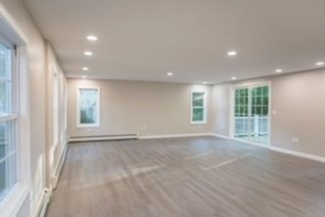 8 Garden St, Auburn, MA 01501
