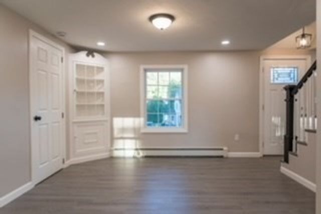 8 Garden St, Auburn, MA 01501