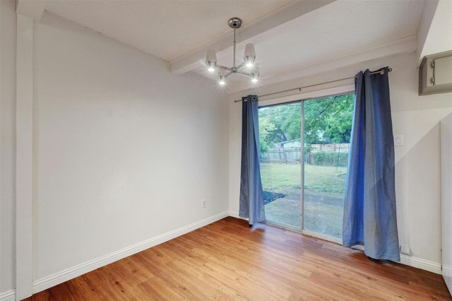 1302 E Saint Johns Ave A, Austin, TX 78752