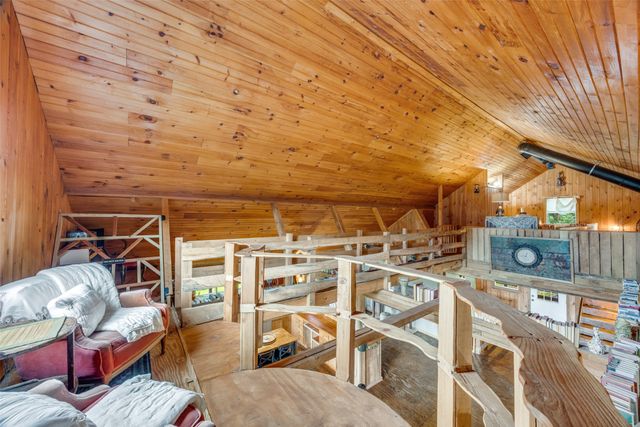 757 Private Road 192, Denison, TX 75021