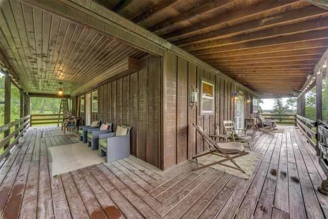 757 Private Road 192, Denison, TX 75021