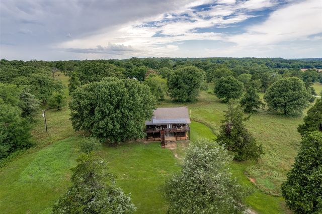 757 Private Road 192, Denison, TX 75021