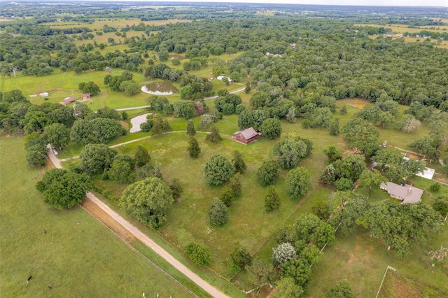 757 Private Road 192, Denison, TX 75021