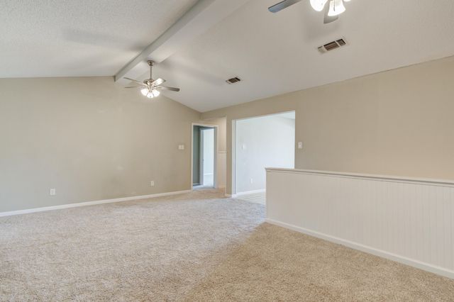 8107 Knoxville Avenue, Lubbock, TX 79423
