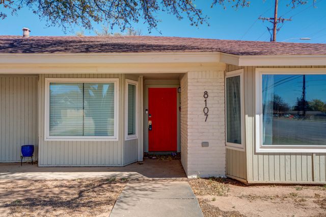 8107 Knoxville Avenue, Lubbock, TX 79423
