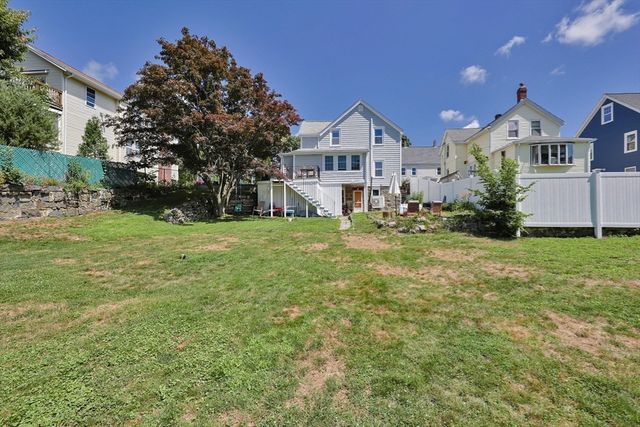 48 Kent St, Quincy, MA 02169