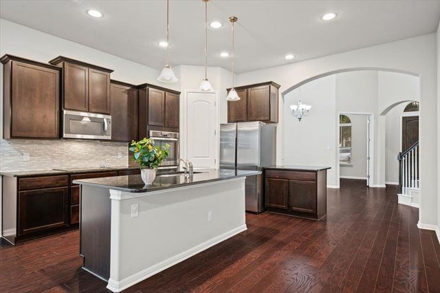 811 Wilson Ranch PL, Cedar Park, TX 78613