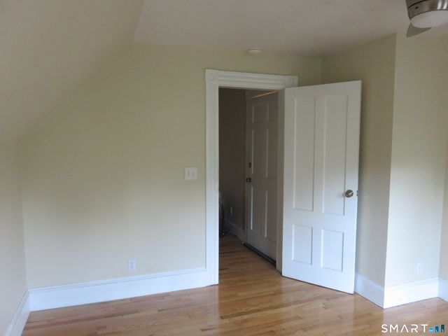 110 Lawrence Street 3rd Flr, New Haven, CT 06511