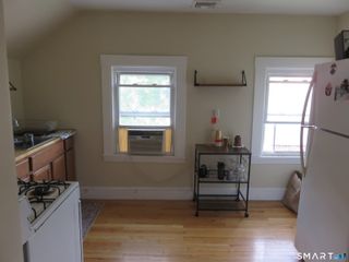 110 Lawrence Street 3rd Flr, New Haven, CT 06511